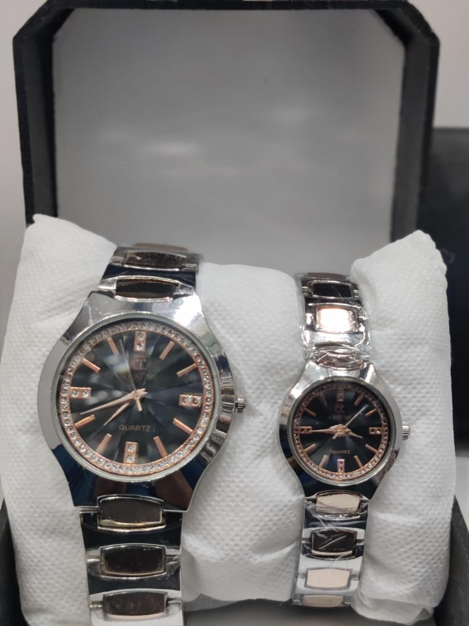 Couple's Silver Chain Watches